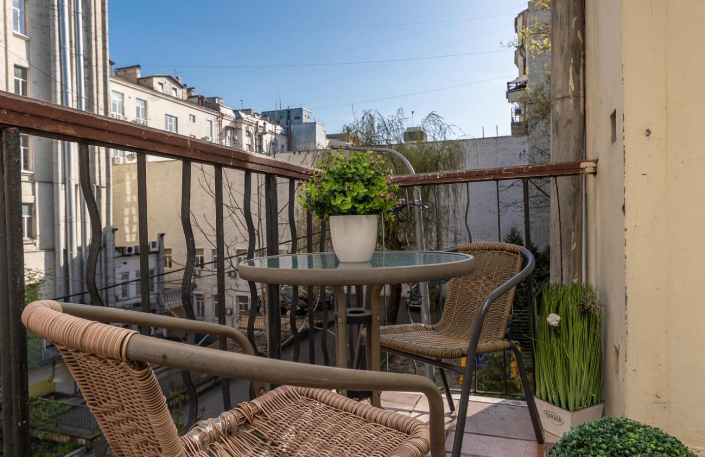 Apartment On Maidan, Khreschatyk 4 Street Kiev Ngoại thất bức ảnh